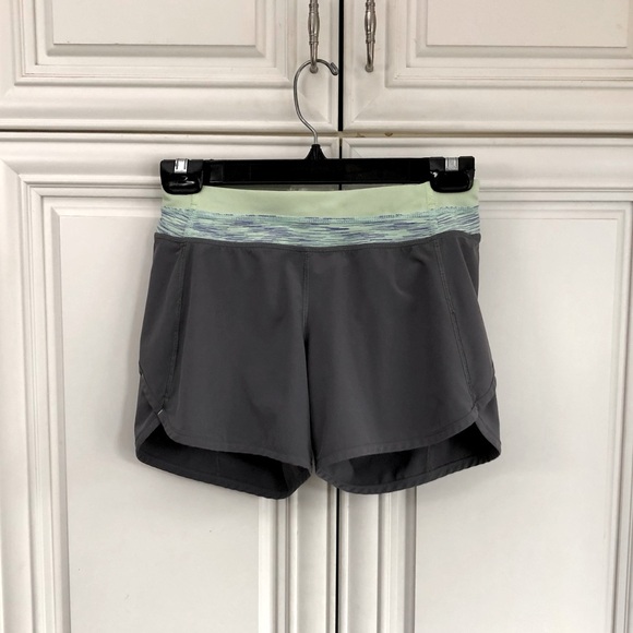 Ivivva by Lululemon lined girls shorts - Picture 1 of 14